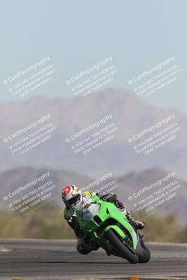 media/Oct-26-2025-Race Pace (Sun) [[c1447ca738]]/Non Verified (1st 20 Minutes of every Hour)/4-Turn 14 (1110am)/